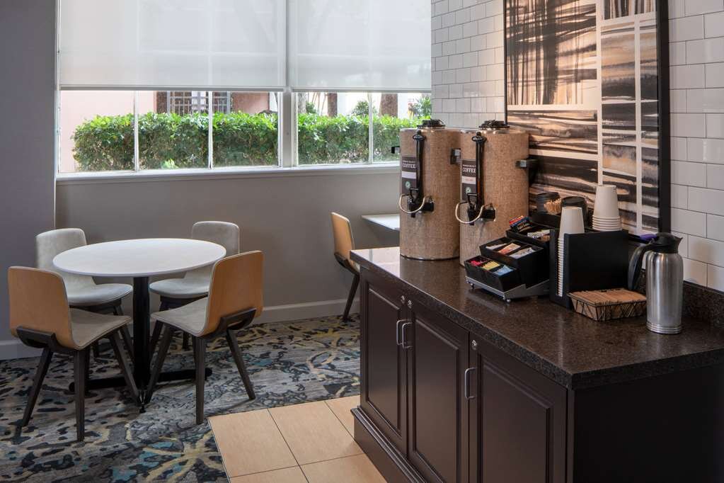 Hotel photo 35 of Sonesta ES Suites New Orleans Convention Center.