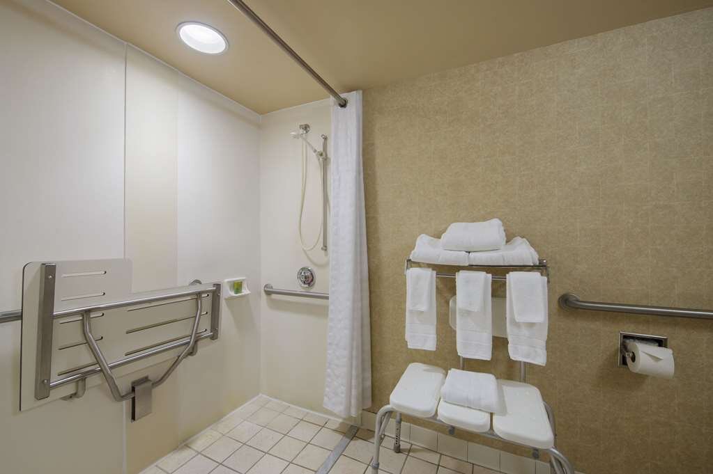 Hotel photo 51 of Embassy Suites by Hilton Tampa USF Near Busch Gardens.