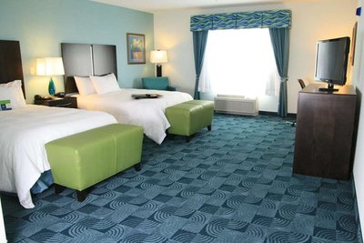 Hotel photo 20 of Hampton Inn & Suites Dallas / Lewisville - Vista Ridge Mall, TX.