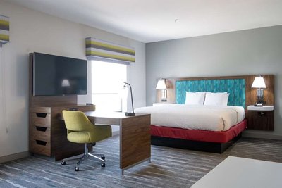 Hotel photo 1 of Hampton Inn & Suites Dallas / Lewisville - Vista Ridge Mall, TX.