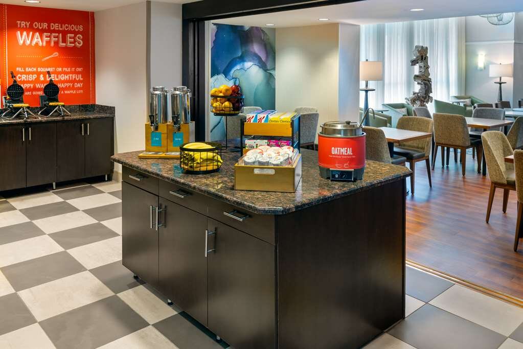 Hotel photo 1 of Hampton Inn & Suites Sarasota / Lakewood Ranch.