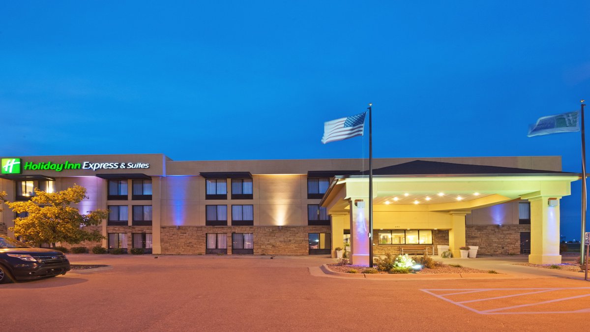 THE 5 BEST Hotels in Oakley, KS for 2023 (from $54) - Tripadvisor