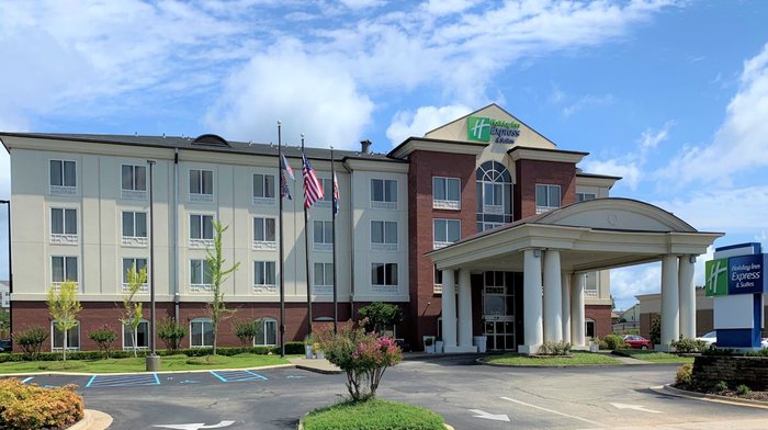 HOLIDAY INN EXPRESS & SUITES TUSCALOOSA-UNIVERSITY $112 ($̶1̶4̶8̶ ...