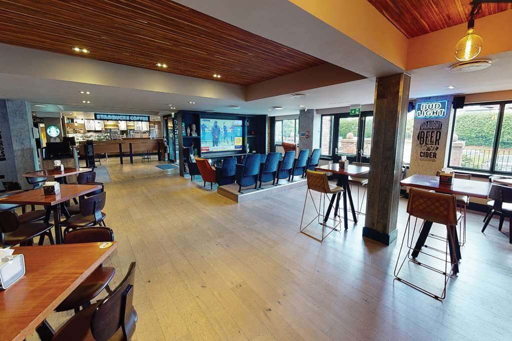 Hotel photo 11 of Village Hotel Wirral.