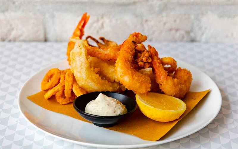 
In the funky Notting Hill borough our
special location has some yummy ready to
eat products and a wider selection of top
level goods, but the real star of the show
is the fish counter, always filled with the
freshest fish.