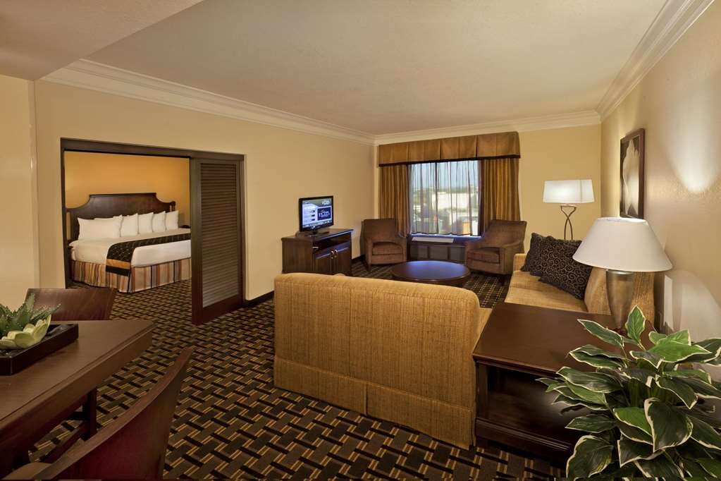 Hotel photo 56 of Rosen Plaza Hotel.