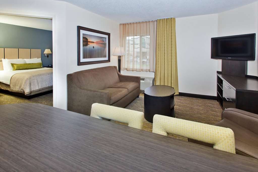 Hotel photo 14 of Sonesta Simply Suites Jersey City.