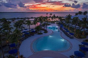 HAWKS CAY RESORT - Updated 2023 Prices & Reviews (Duck Key, Florida)