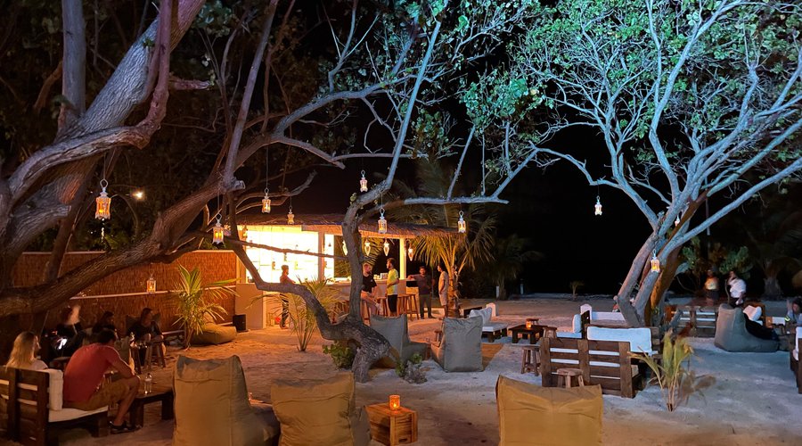 Moonlight - FOOD . DRINKS . SHISHA

Outdoor