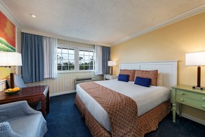 Room & Suite