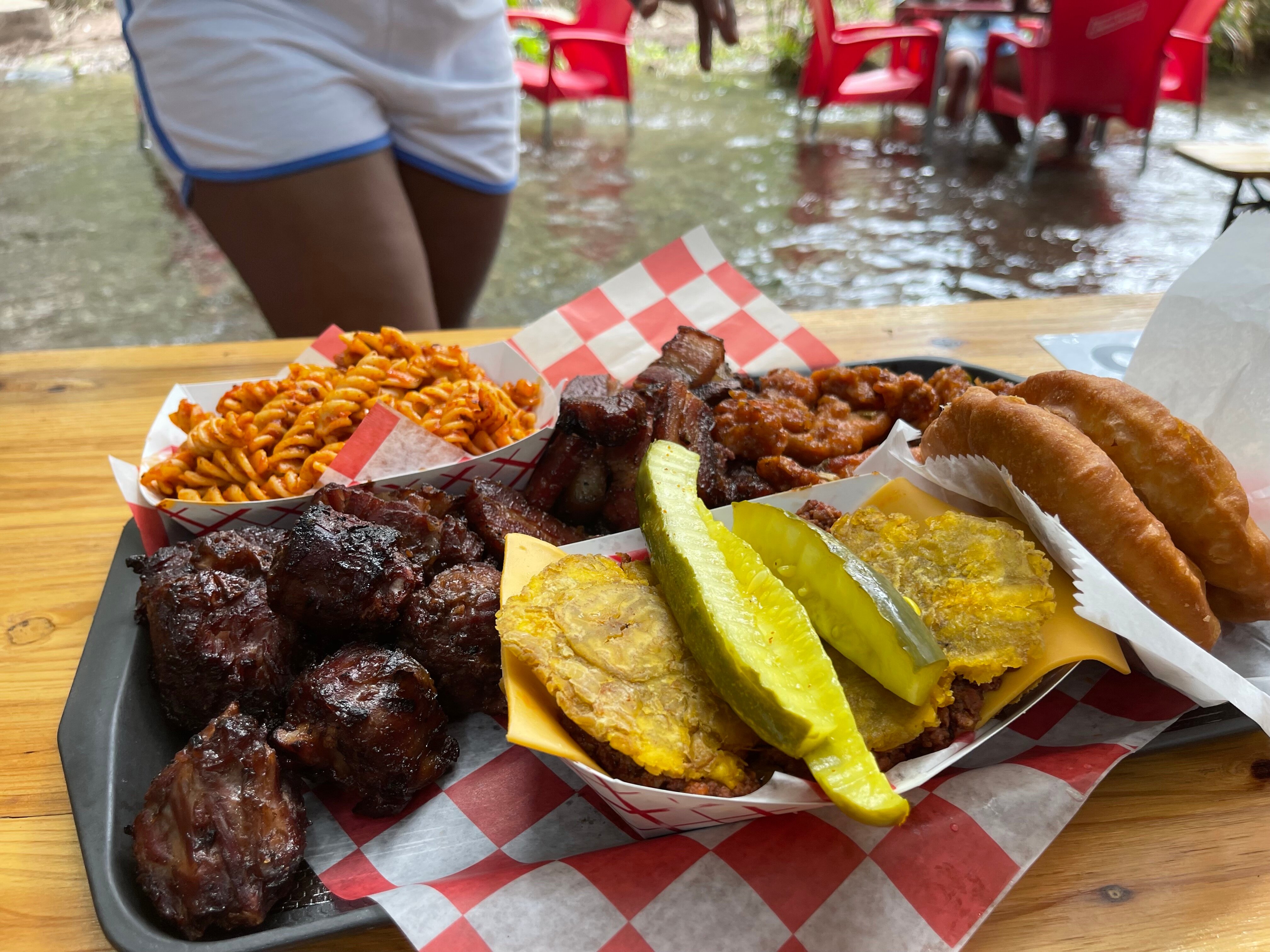 STREET FOOD SATURDAYS Jamaica 2022 Qu Saber Antes De Ir Lo M S   Meat Lover Platter For 