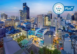 The Quarter Silom by UHG in Bangkok, image may contain: City, Metropolis, Urban, Neighborhood