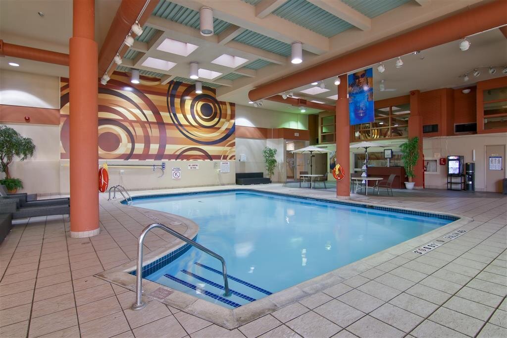 wichita falls hotels with indoor pools