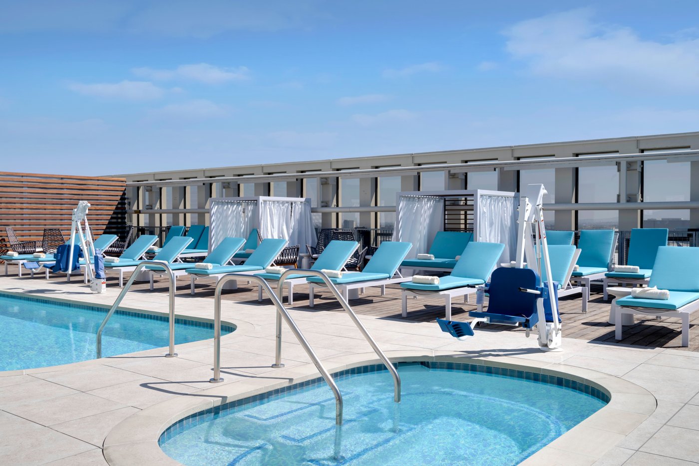 Hyatt House LAX / Century Blvd Pool: Pictures & Reviews - Tripadvisor