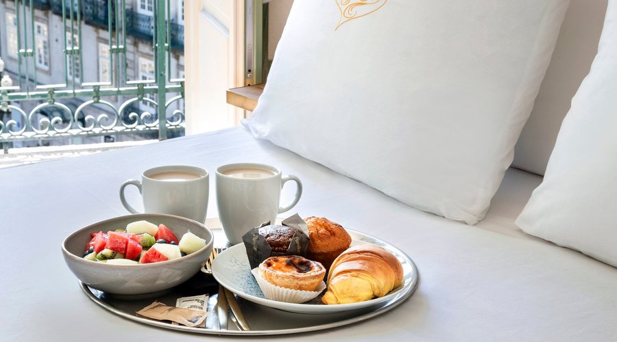 Breakfast room service