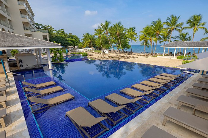 Royalton Grenada, an Autograph Collection All-Inclusive Resort Pool