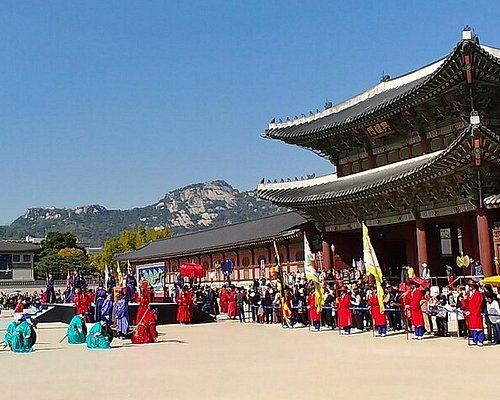korean walking tours