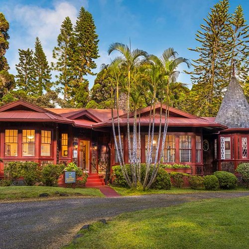 THE 10 BEST Hotels in Volcano, HI 2024 (from $116) - Tripadvisor