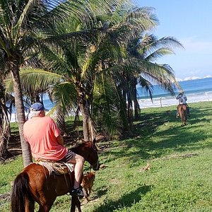 Visit Playa La Ropa: 2024 Playa La Ropa, Zihuatanejo Travel Guide