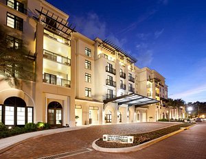 The Alfond Inn in Winter Park, image may contain: City, Condo, Urban, Apartment Building