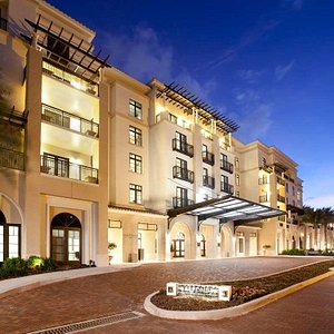 The Alfond Inn in Winter Park, image may contain: City, Condo, Urban, Apartment Building