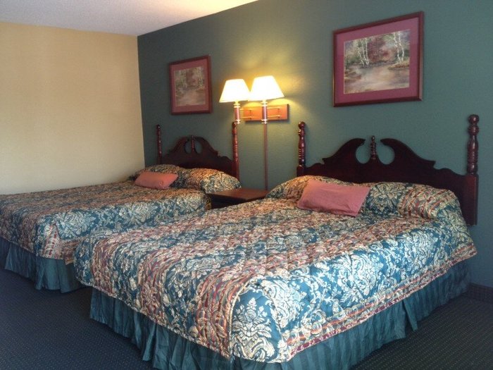 RED CARPET INN ORCHARD PARK $70 ($̶8̶3̶) - Prices & Motel Reviews - NY