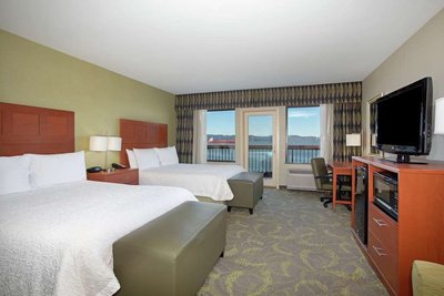Hotel photo 13 of Hampton Inn & Suites Astoria.