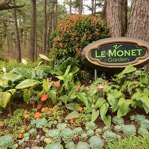 Pocket Gardens at Le Monet Hotel Baguio