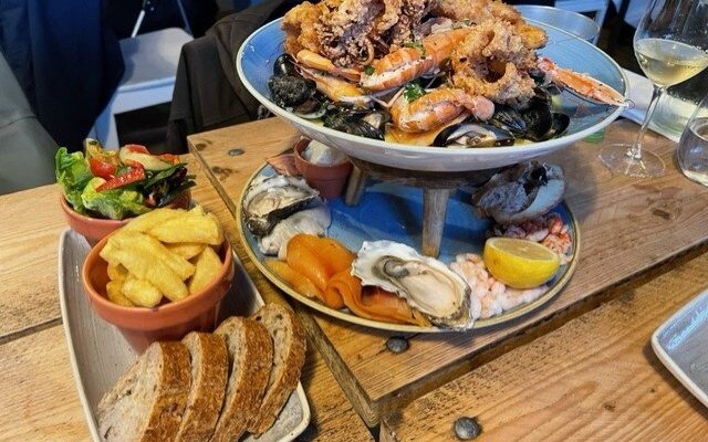 The whole seafood platter, in all it's glory.