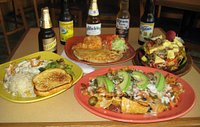 https://dynamic-media-cdn.tripadvisor.com/media/photo-o/21/6e/6d/66/best-nachos-dinner-five.jpg?w=200&h=-1&s=1