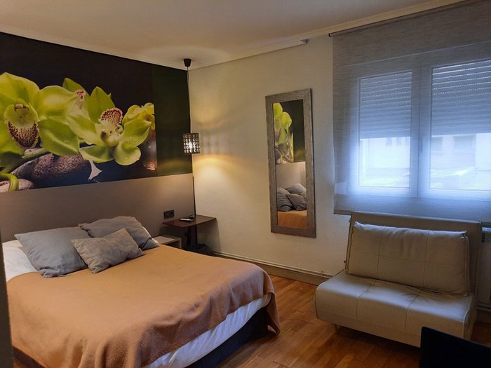 Imagen 8 de Hostal Rodas Pamplona