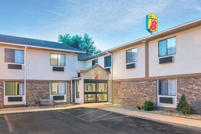 SUPER 8 BY WYNDHAM TILTON/LAKE WINNIPESAUKEE - Updated 2024 Prices ...