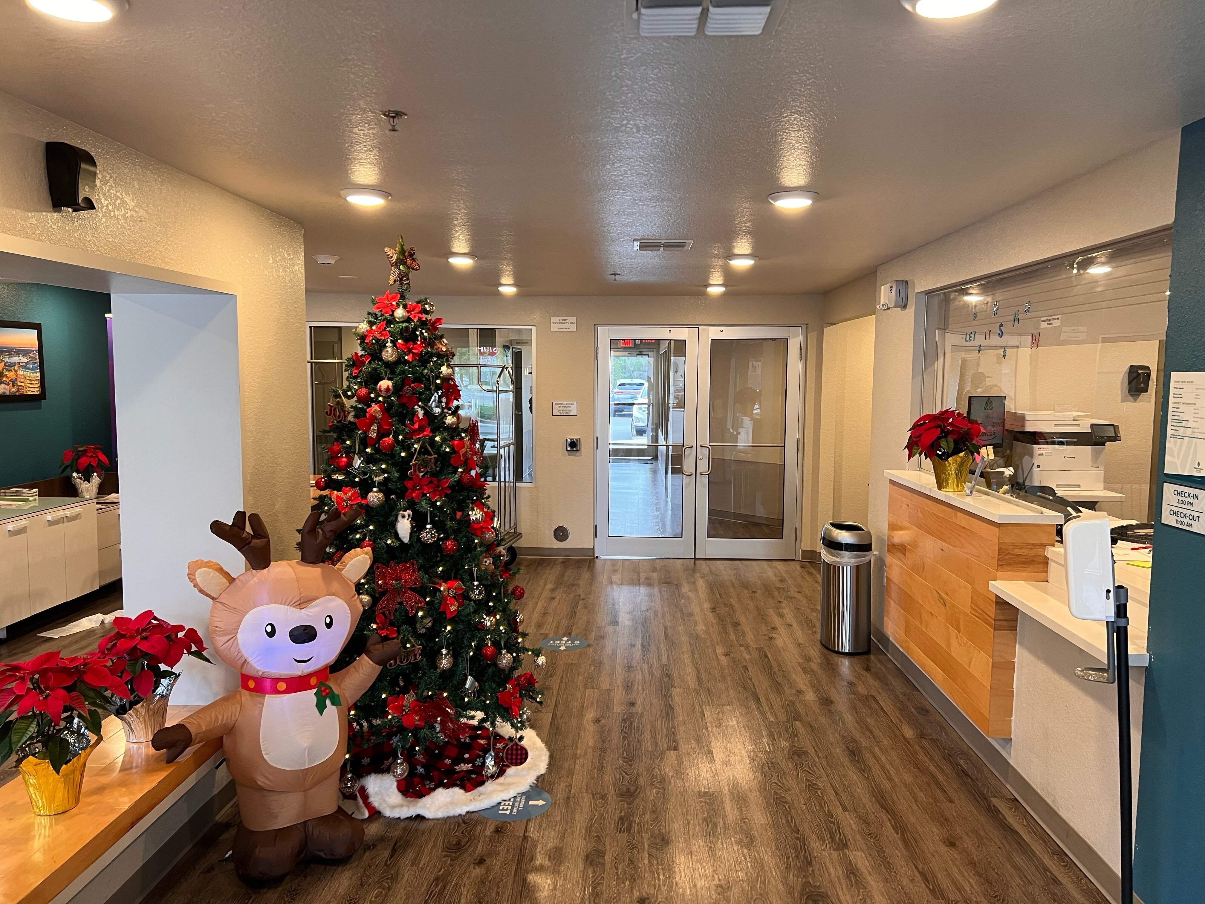 WOODSPRING SUITES ORLANDO INTERNATIONAL DRIVE Updated 2024 Prices   Christmas Season 