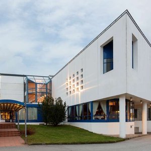 Scandic Sunnfjord Hotel Facade