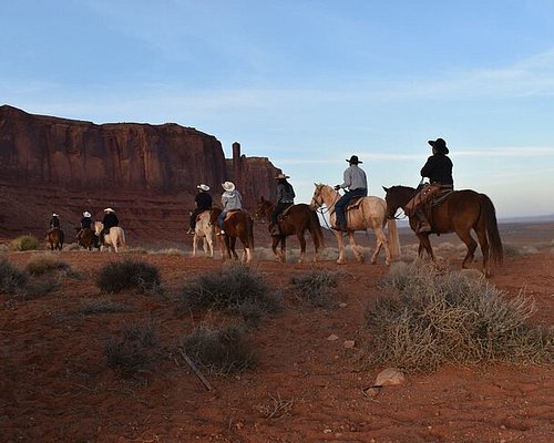 sunset tour monument valley