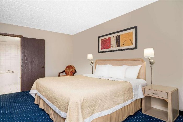 NORWOOD INN & SUITES LA CROSSE - Updated 2024 Prices & Hotel Reviews (WI)