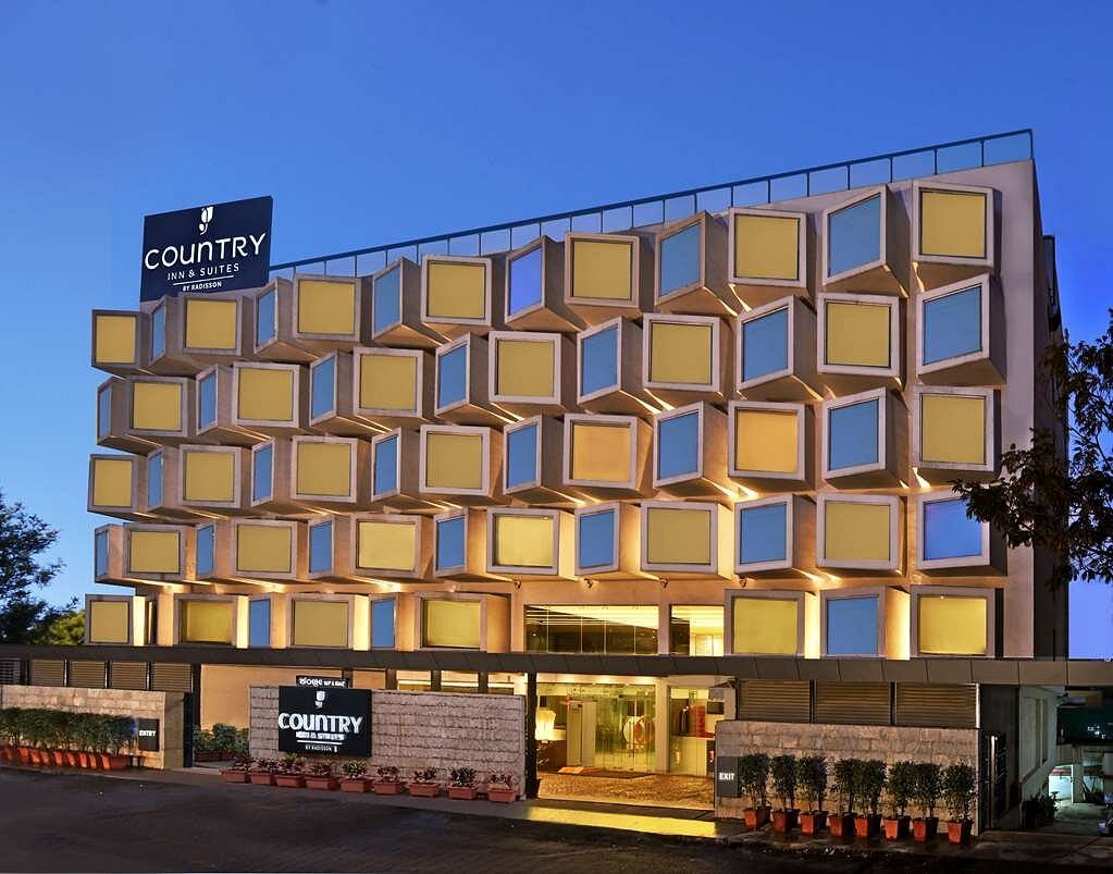 Hotels in Bangalore - 3 and 4-star