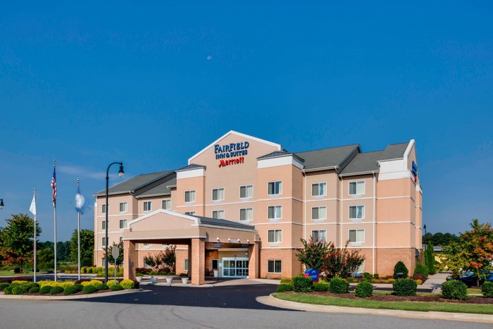 FAIRFIELD INN & SUITES SOUTH HILL I-85 $134 ($̶1̶7̶4̶) - Updated 2023 ...