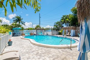 LATITUDE 26 WATERFRONT BOUTIQUE RESORT - FORT MYERS BEACH $154 ...