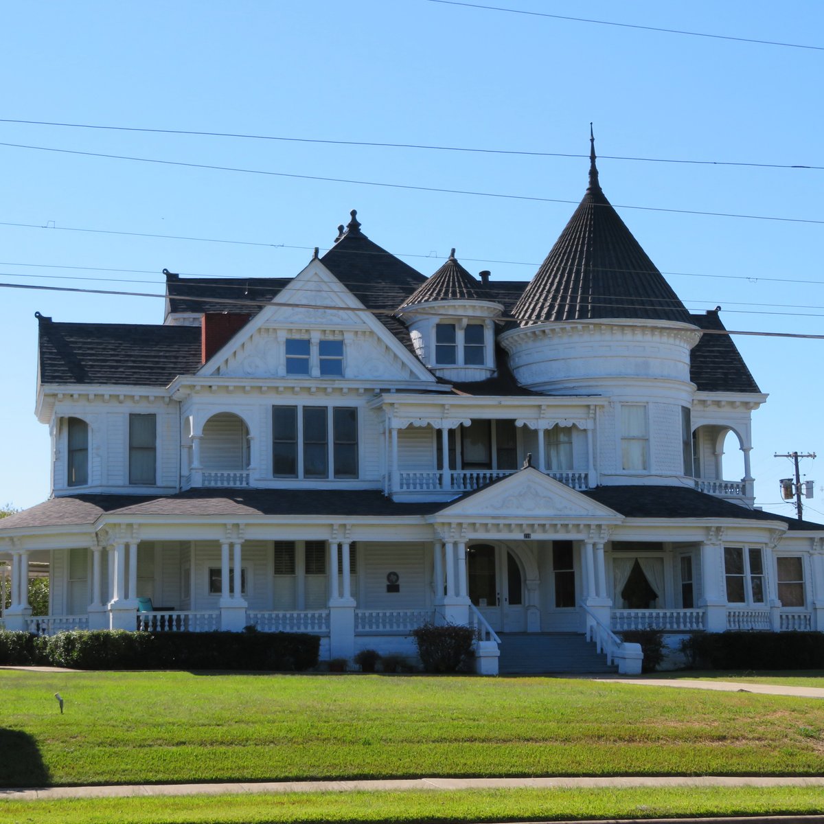 1897 Scarborough Home (Bonham): All You Need to Know