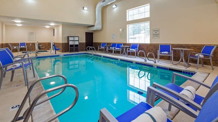 Best Western Plus Eastgate Inn & Suites Pool Pictures & Reviews ...