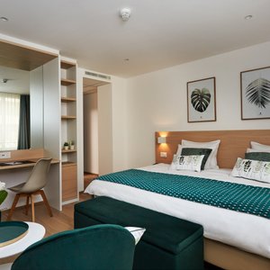 Suisse Hotel, hotel in Geneva
