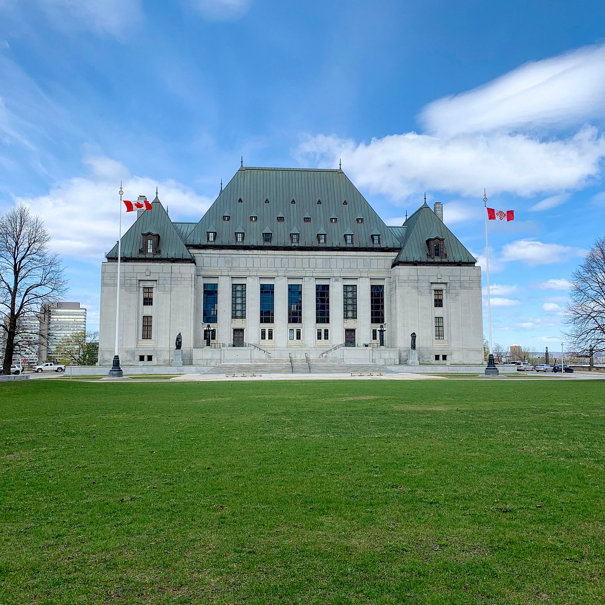 tour supreme court of canada