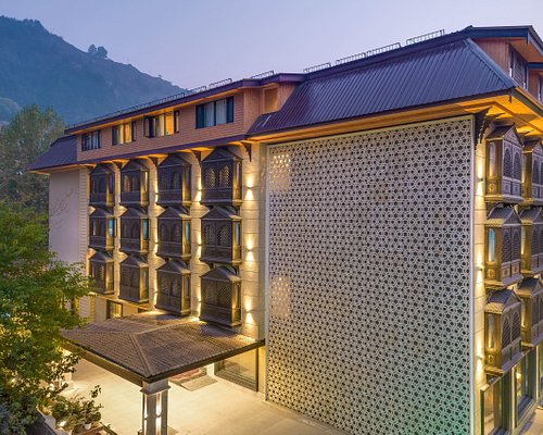 Hotel Snow Land Srinagar