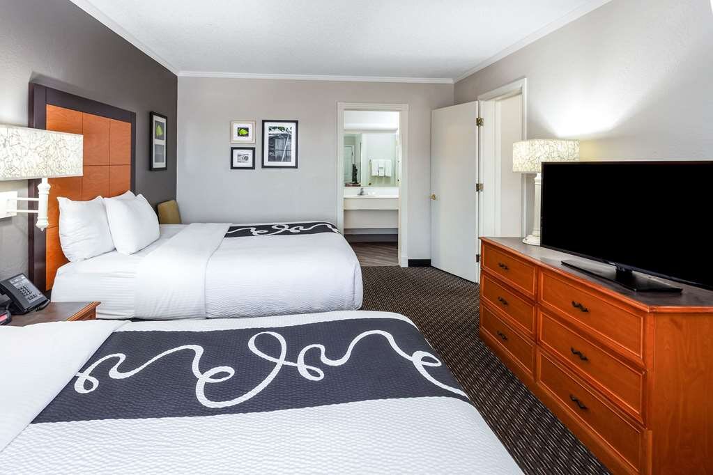 Hotel photo 43 of La Quinta Inn by Wyndham Laredo I-35.