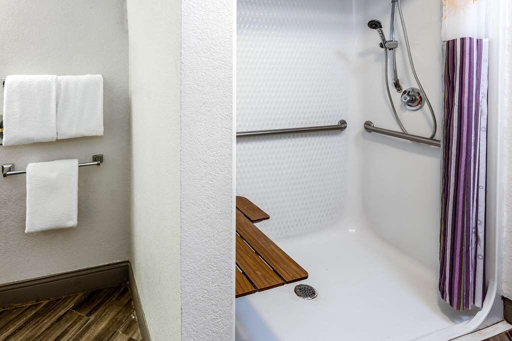 Hotel photo 34 of La Quinta Inn by Wyndham Laredo I-35.