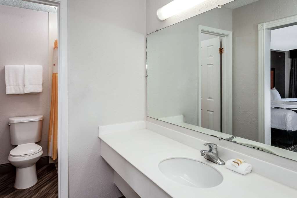 Hotel photo 33 of La Quinta Inn by Wyndham Laredo I-35.