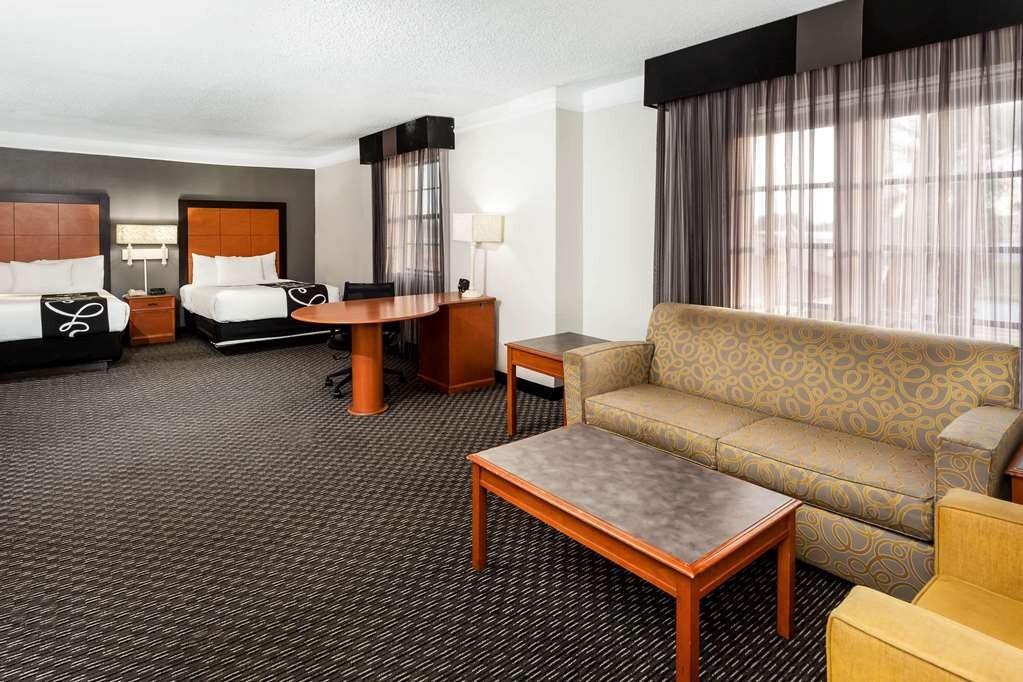 Hotel photo 36 of La Quinta Inn by Wyndham Laredo I-35.
