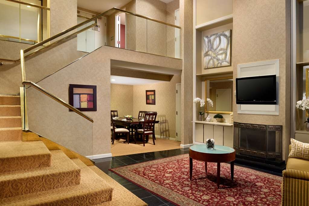 Hotel photo 39 of Hilton Washington Dulles Airport.
