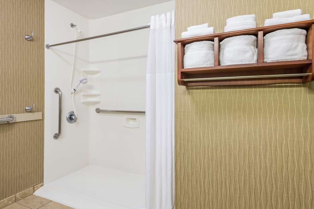 Hotel photo 72 of Hampton Inn Lincoln - Heritage Park.